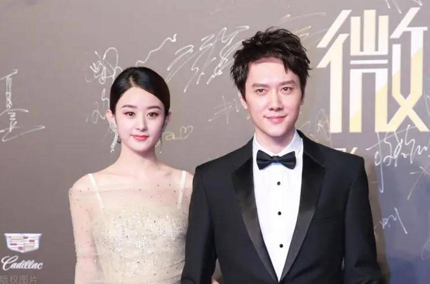 想想坐行李箱不要太萌母子俩露营超惬意冰球突破豪华版赵丽颖带娃游上海5岁(图3) 想想坐行李箱不要太萌母子俩露营超惬意冰球突破豪华版赵丽颖带娃游上海5岁(图3)