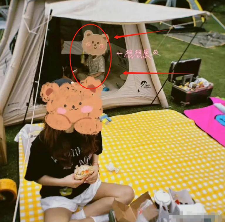 想想坐行李箱不要太萌母子俩露营超惬意冰球突破豪华版赵丽颖带娃游上海5岁(图13) 想想坐行李箱不要太萌母子俩露营超惬意冰球突破豪华版赵丽颖带娃游上海5岁(图13)